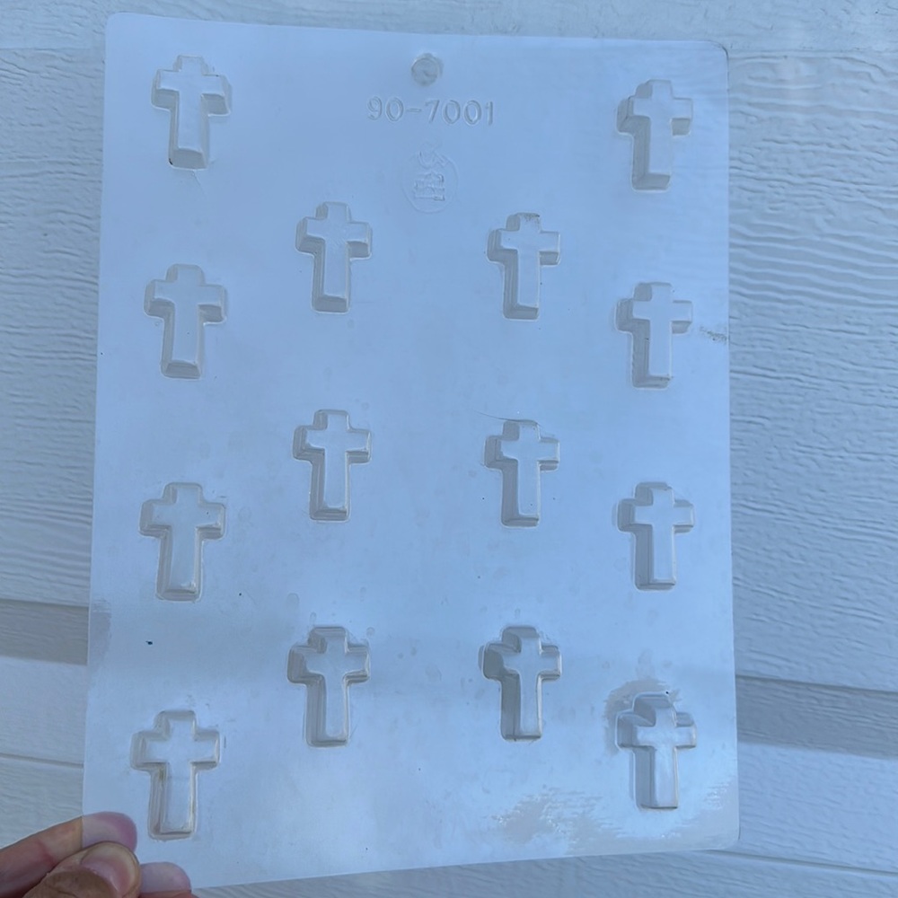 Cross candy, mold. 14